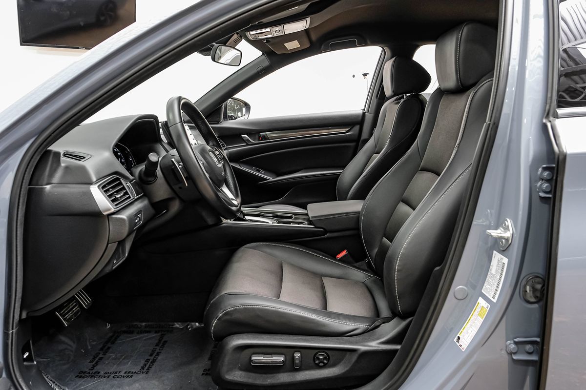 2022 Honda Accord Sport photo 2