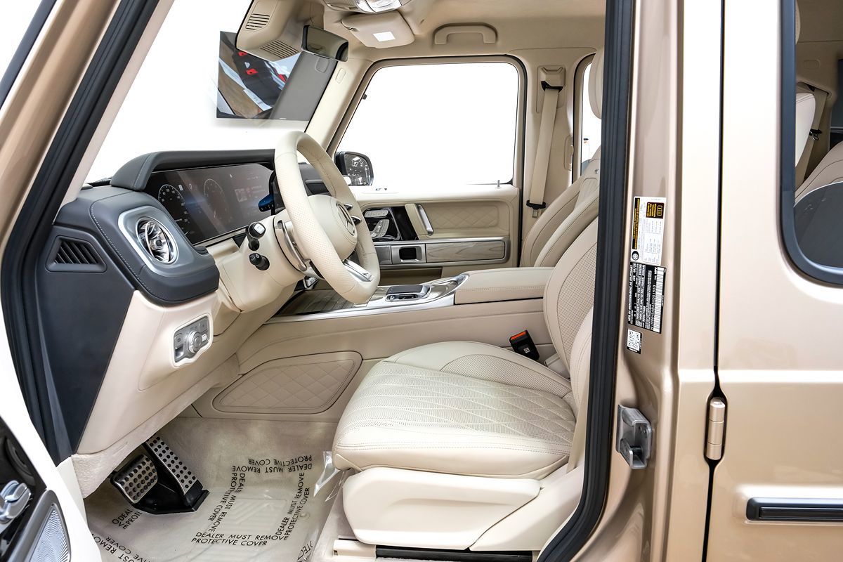 2025 Mercedes Benz G AMG 63 photo 2