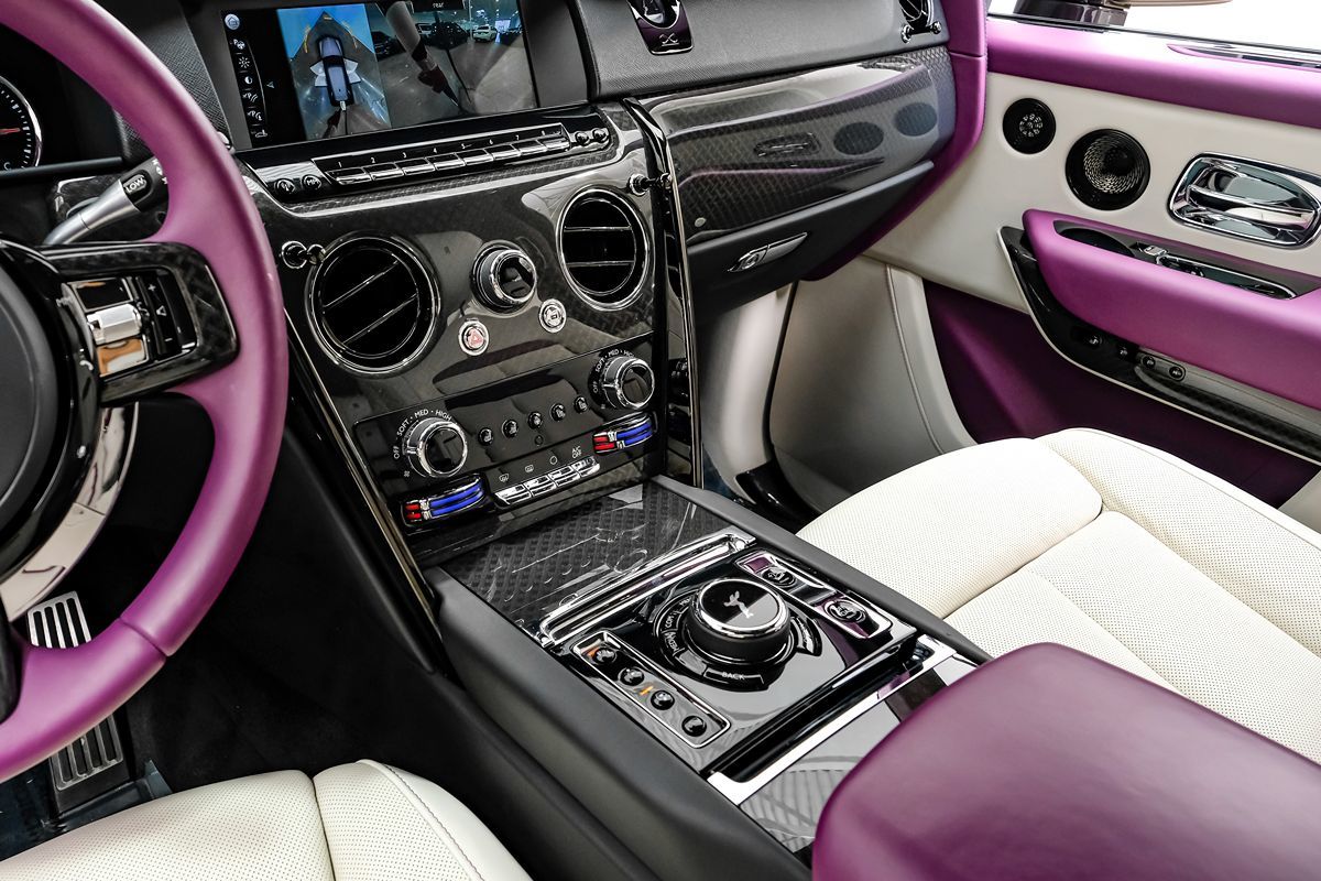 2023 Rolls-Royce Cullinan Black Badge - Photo 23