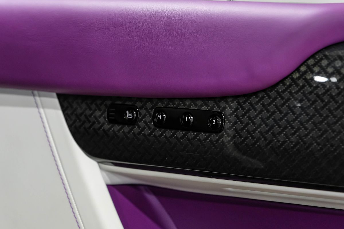 2023 Rolls-Royce Cullinan Black Badge - Photo 49
