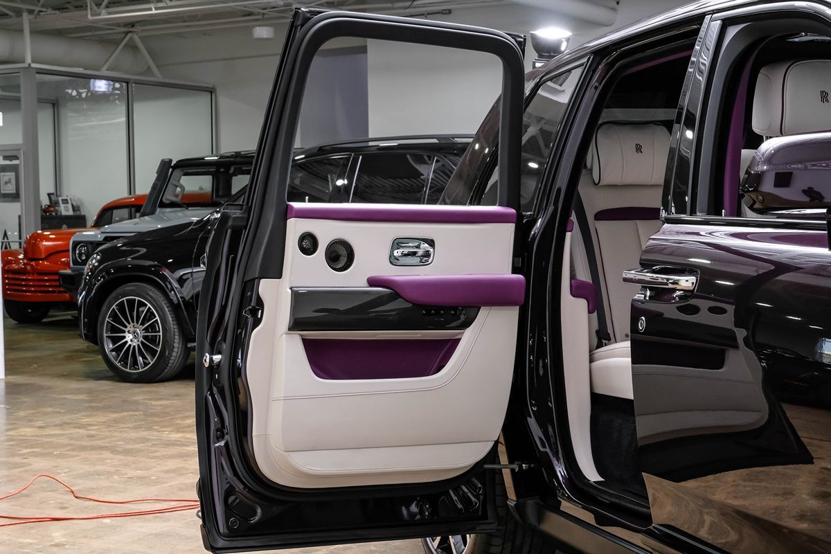 2023 Rolls-Royce Cullinan Black Badge - Photo 52