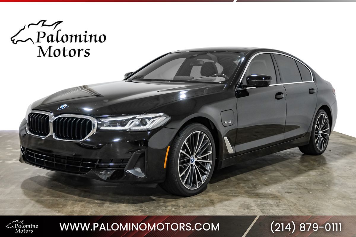 2023 BMW 5 Series 530e iPerformance Sedan's photo