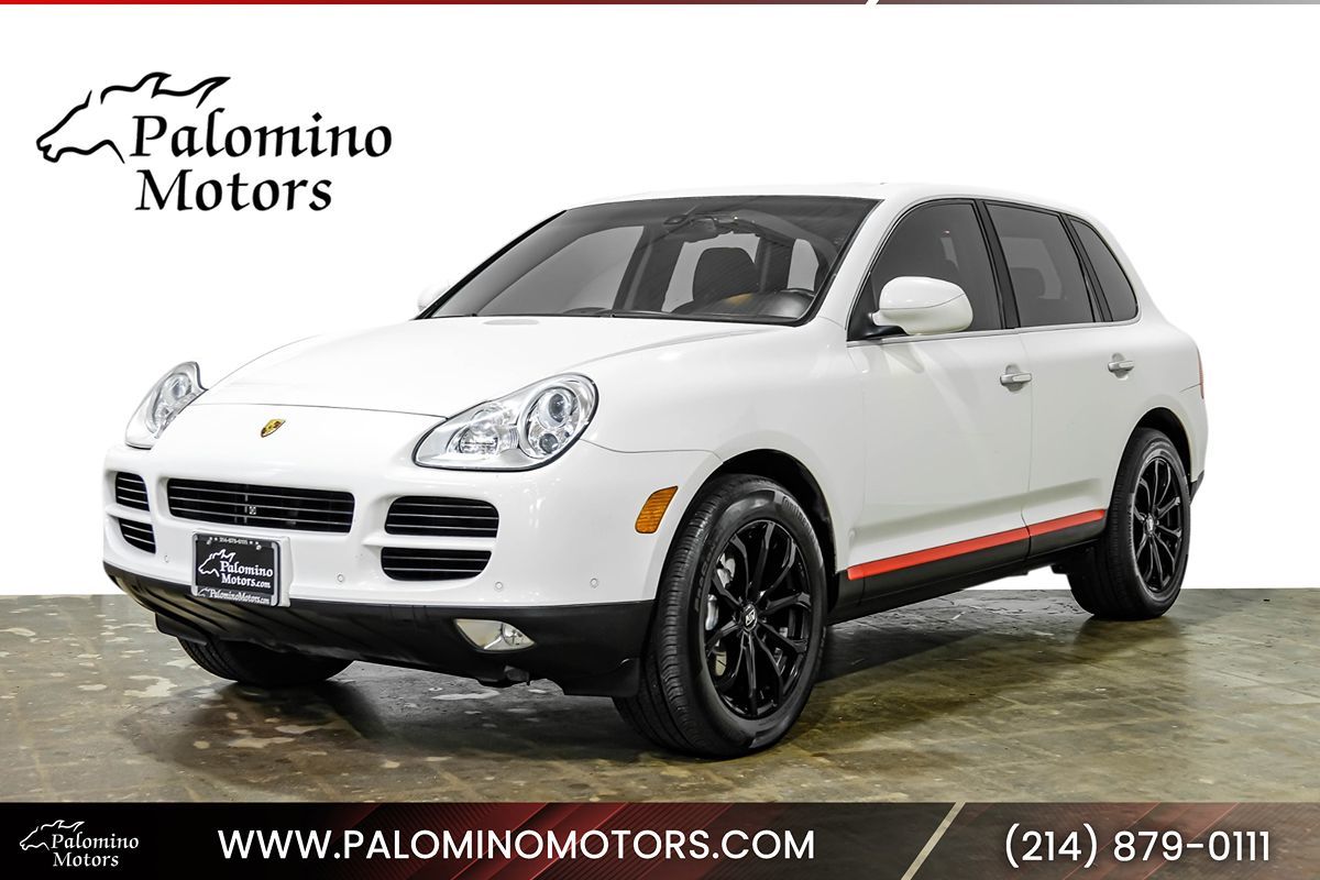 2004 Porsche Cayenne S's photo