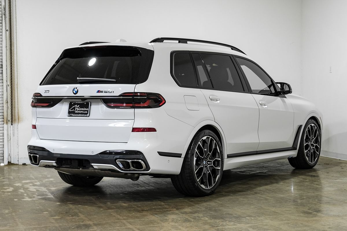 2023 BMW X7 M60i - Photo 8