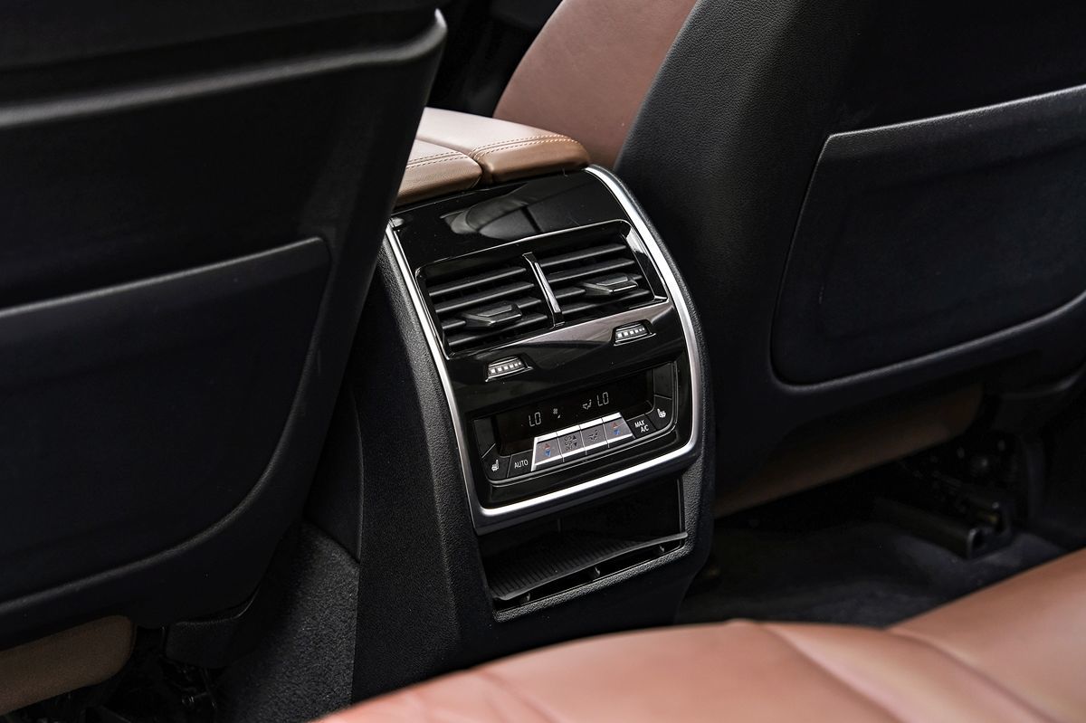 2023 BMW X7 M60i - Photo 33