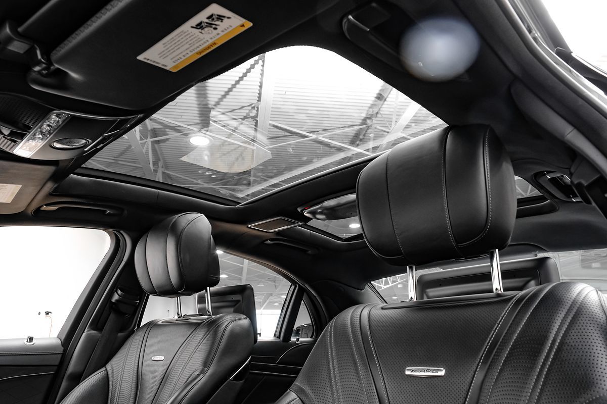Photo 5 of this Mercedes-Benz S 65 AMG