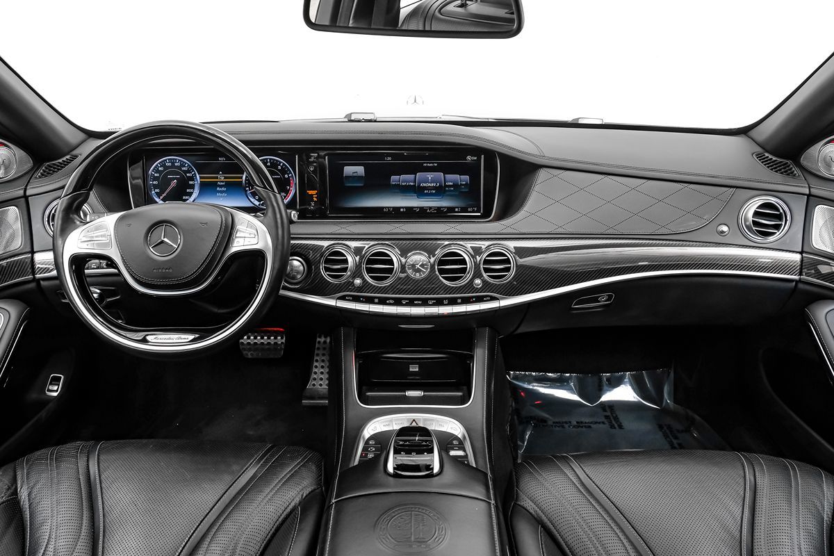 Photo 12 of this Mercedes-Benz S 65 AMG