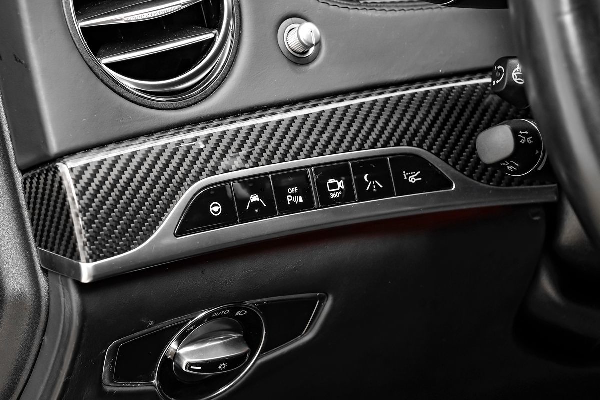 Photo 21 of this Mercedes-Benz S 65 AMG