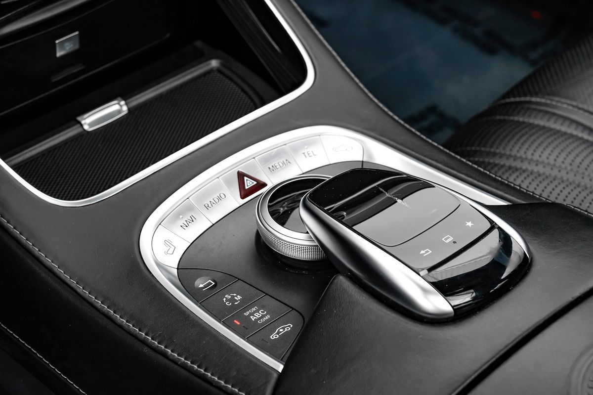 Photo 25 of this Mercedes-Benz S 65 AMG