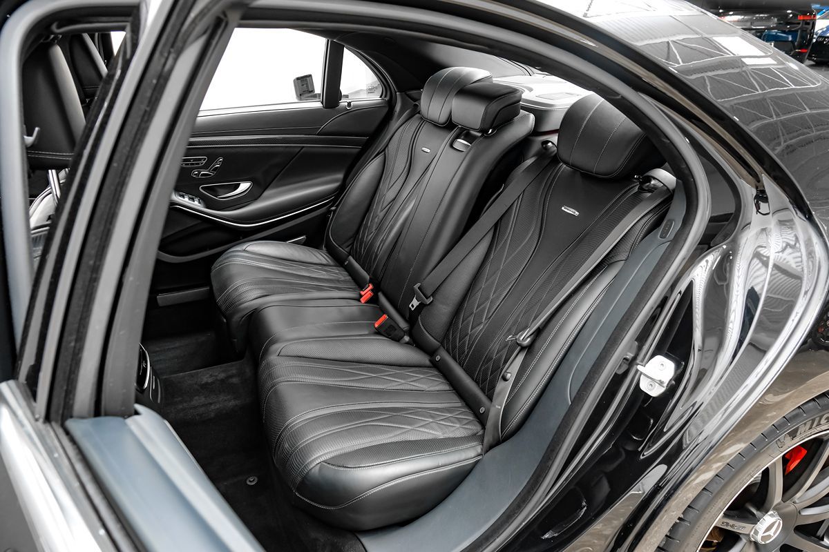 Photo 36 of this Mercedes-Benz S 65 AMG