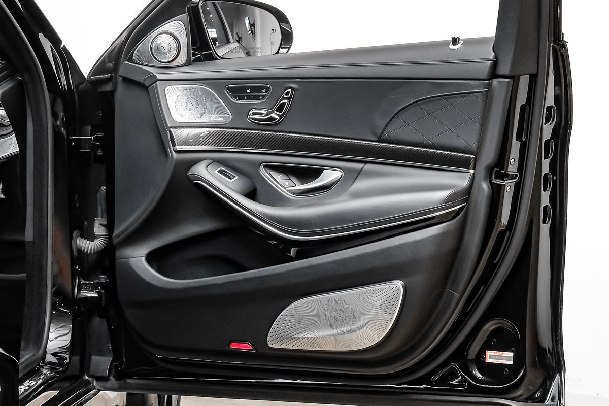 Photo 43 of this Mercedes-Benz S 65 AMG