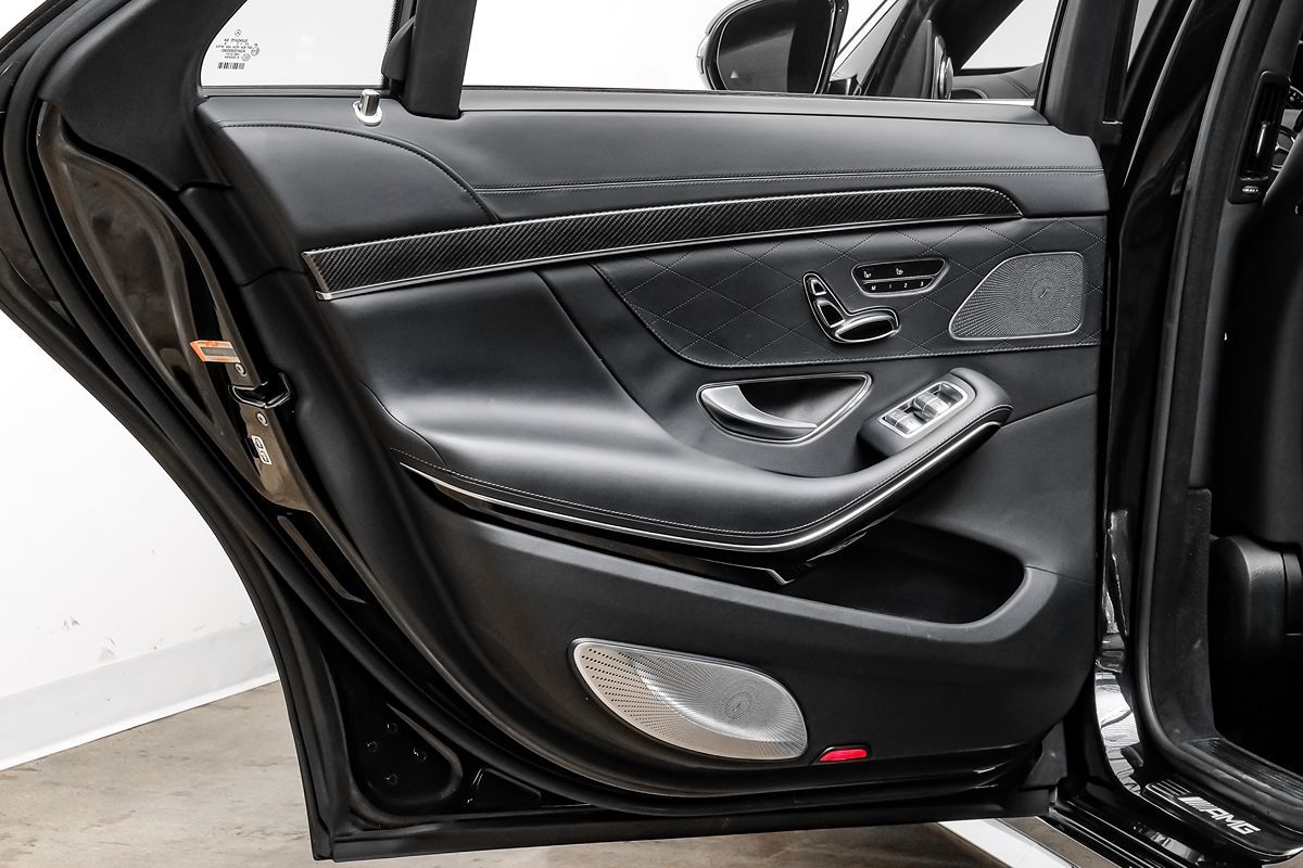 Photo 44 of this Mercedes-Benz S 65 AMG