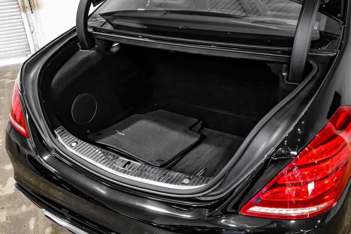 Photo 52 of this Mercedes-Benz S 65 AMG