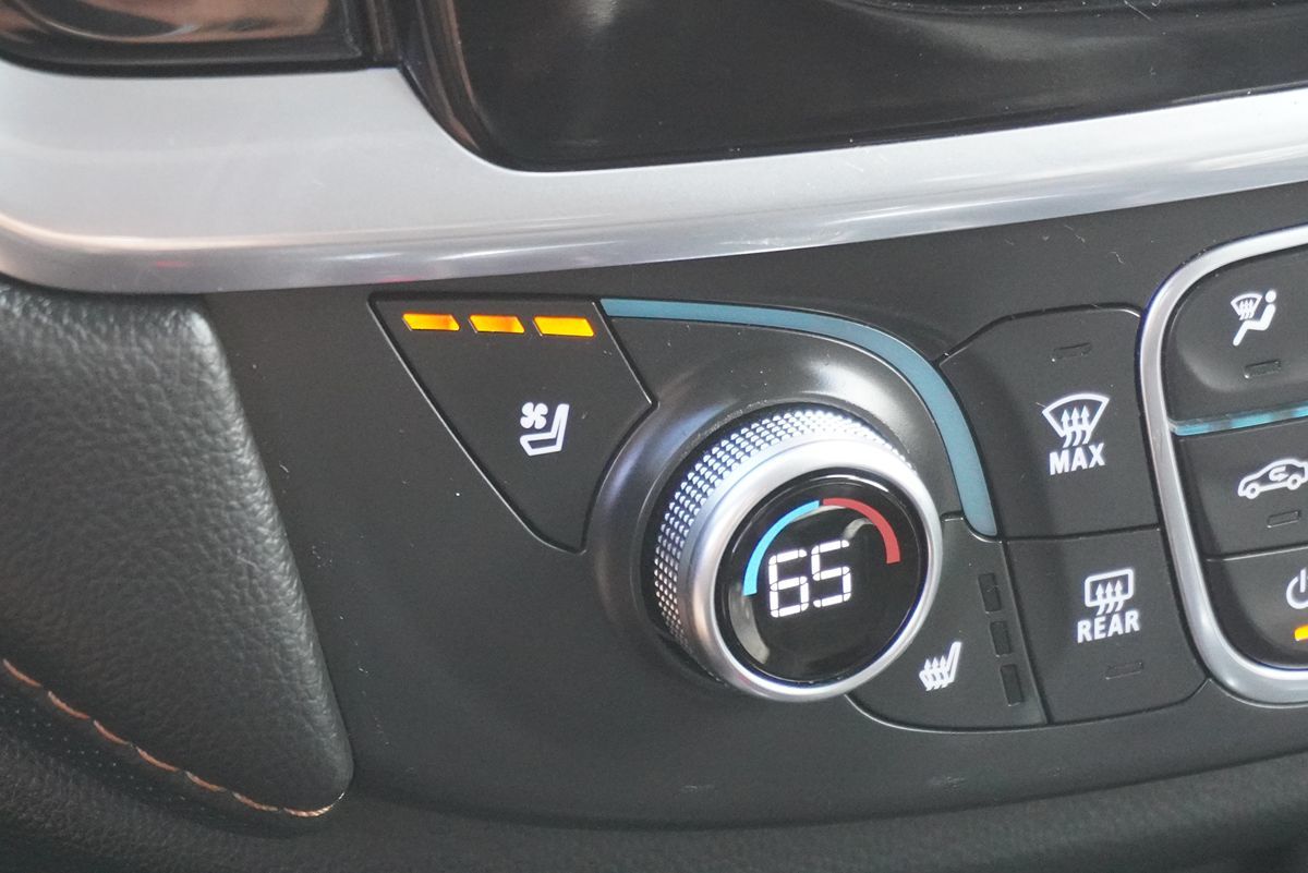 2019 Chevrolet Traverse Premier - Photo 32