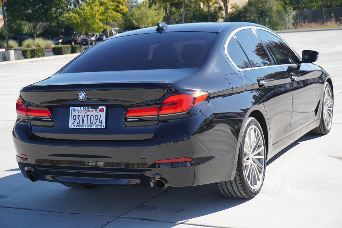 2018 BMW 5 Series 530i - Photo 9