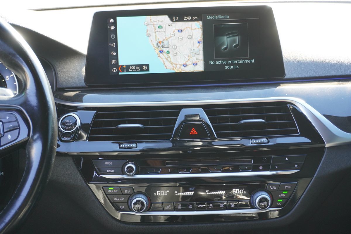 2018 BMW 5 Series 530i - Photo 20