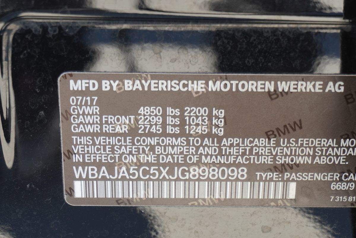 2018 BMW 5 Series 530i - Photo 33