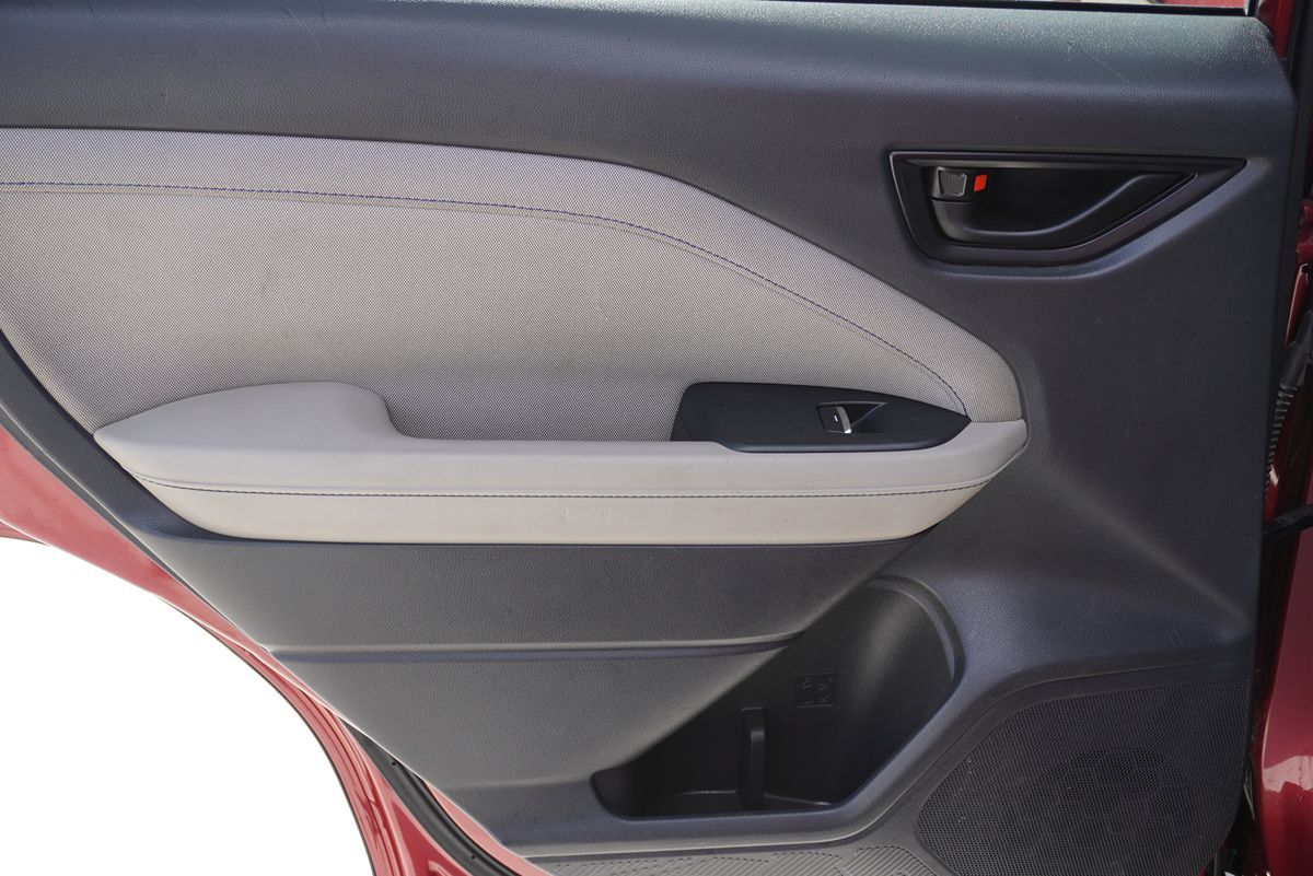 2025 Subaru Forester Premium - Photo 18