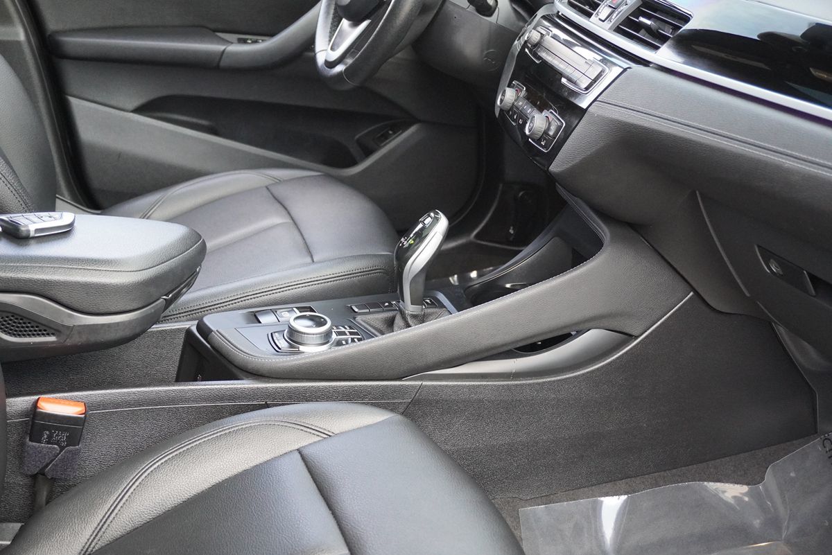 2020 BMW X1 28i - Photo 14