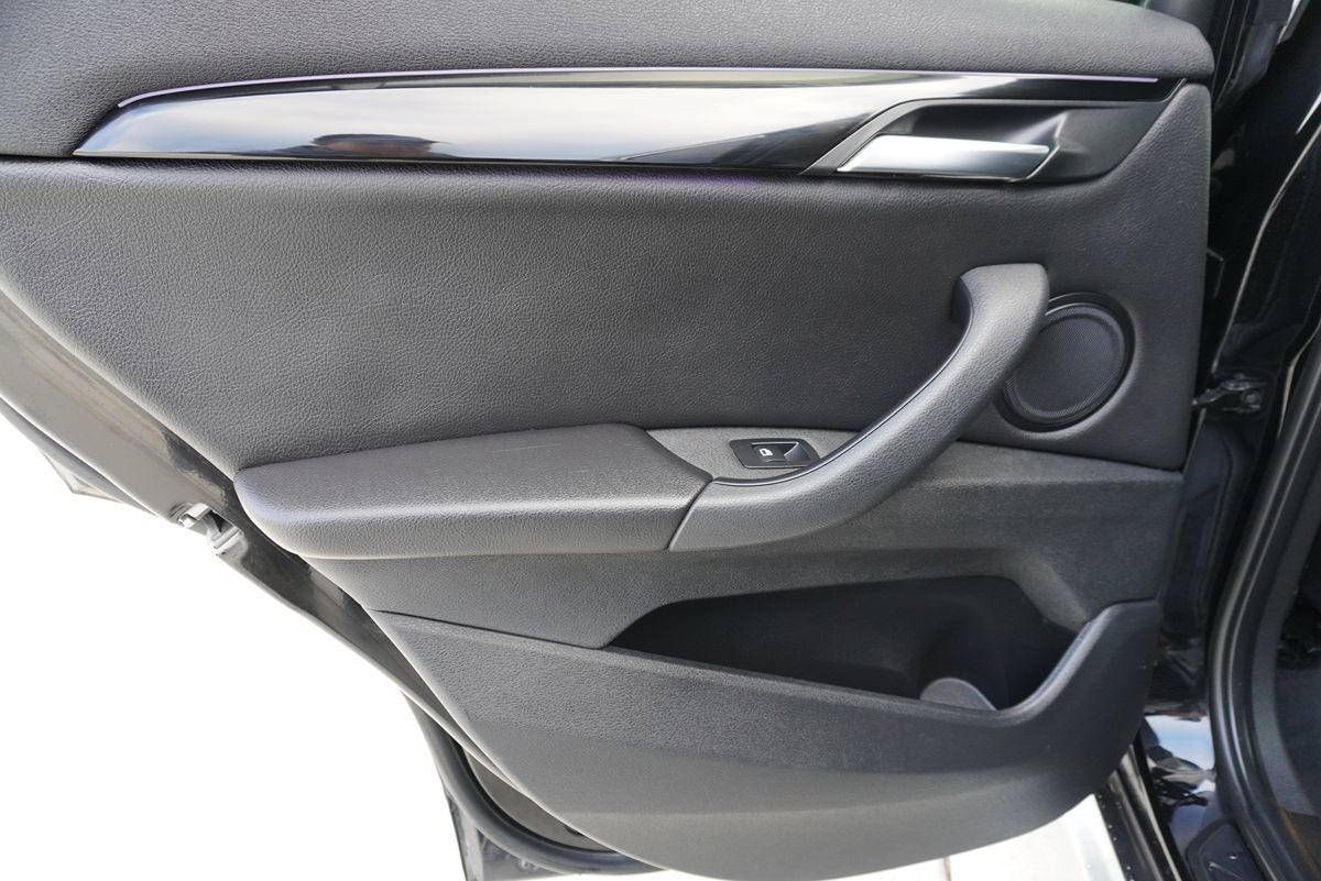 2020 BMW X1 28i - Photo 17