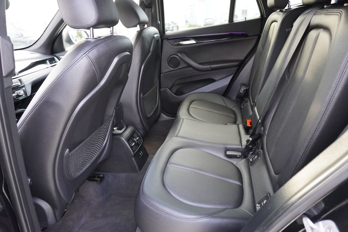 2020 BMW X1 28i - Photo 18