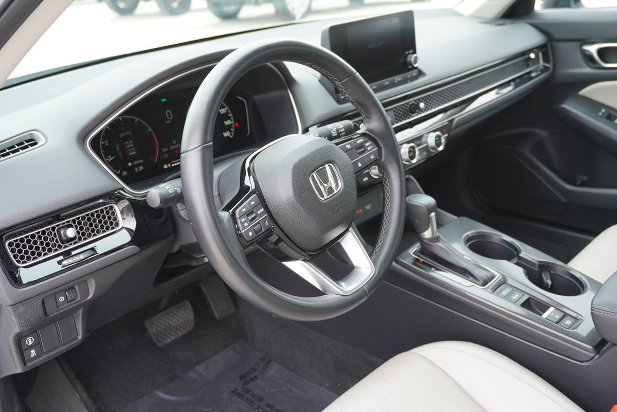 2024 Honda Civic Hatchback EX-L - Photo 26