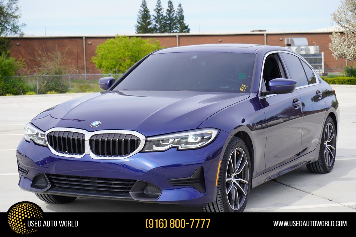 2019 BMW 3 Series 330i Sedan's photo