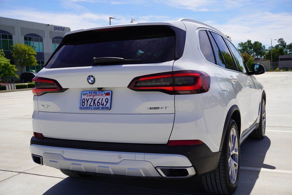 2022 BMW X5 40i - Photo 9