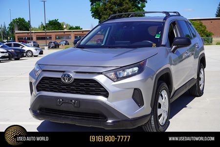 2019 Toyota RAV4 LE