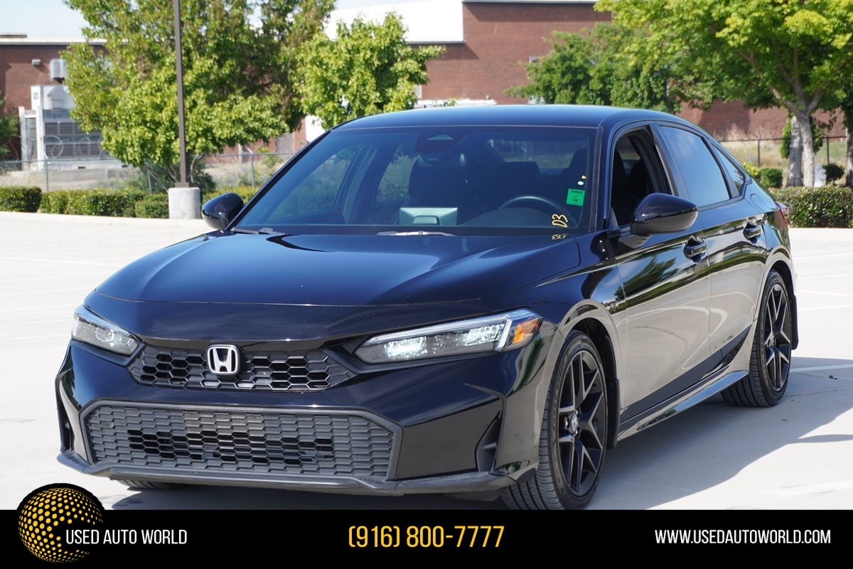 2025 Honda Civic Sport CVT's photo