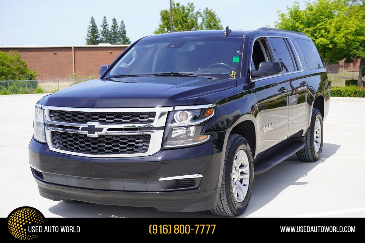 2018 Chevrolet Suburban 2WD 1500 LT's photo