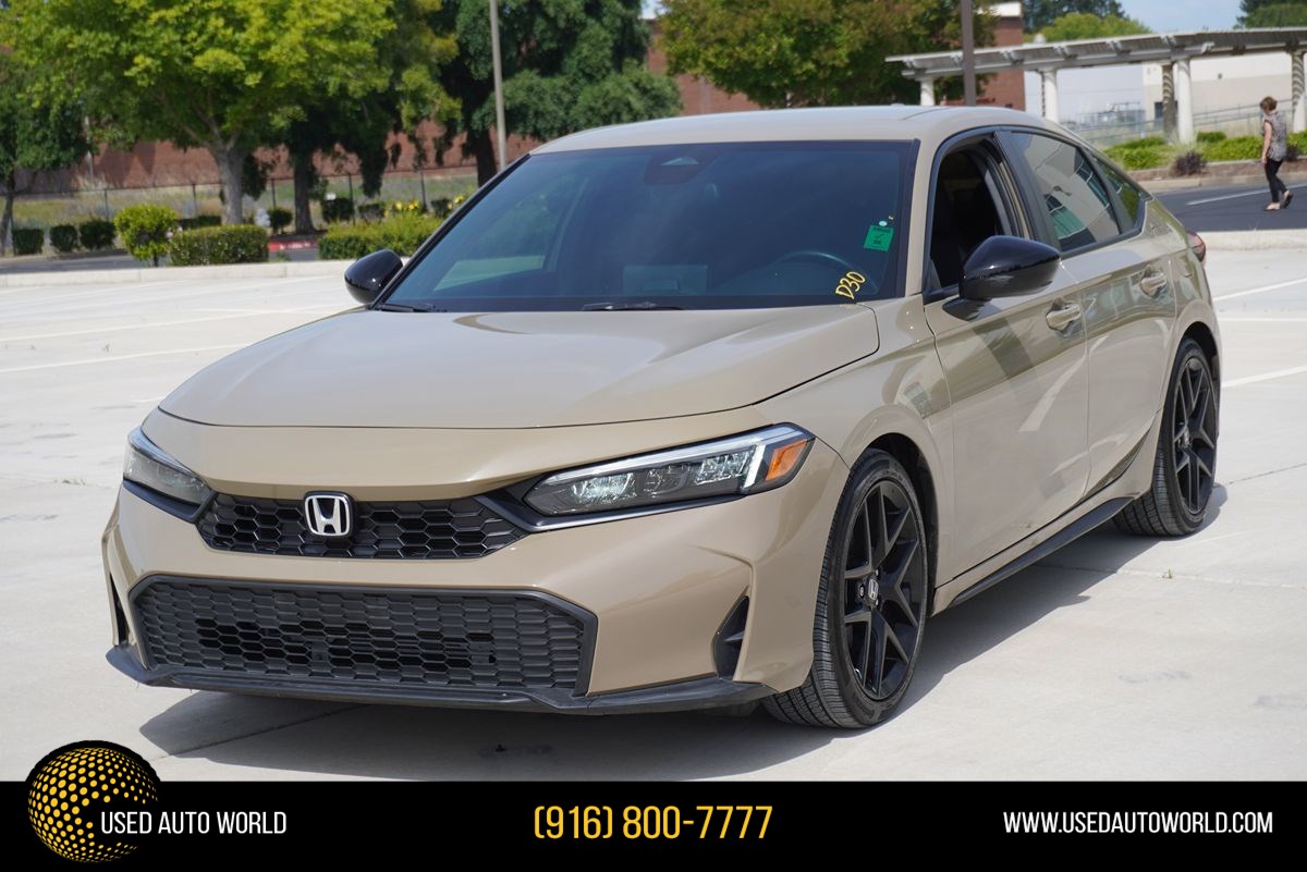 2025 Honda Civic Sport CVT's photo