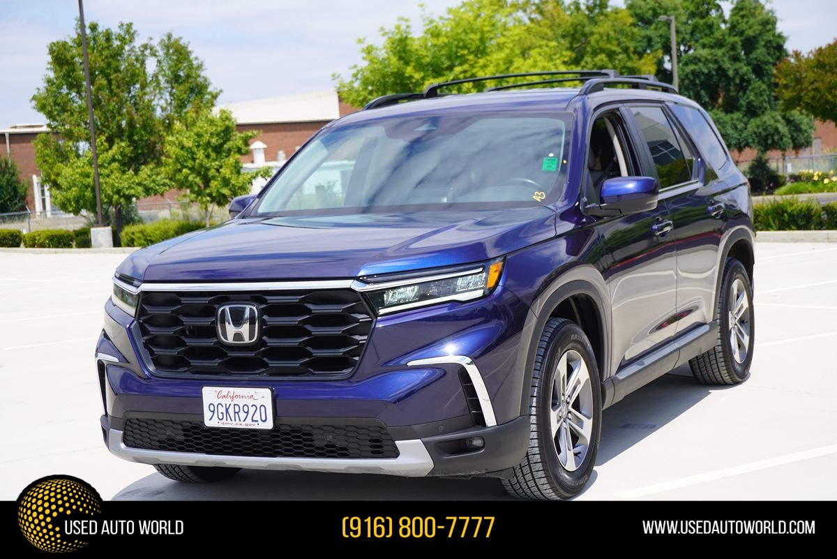 2023 Honda Pilot EX-L 7-Occupant 2WD's photo