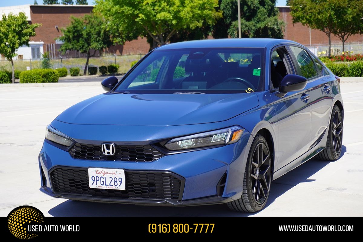 2025 Honda Civic Sport CVT's photo