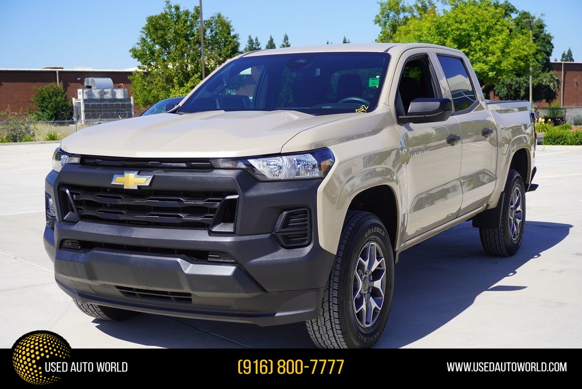 2023 Chevrolet Colorado 2WD Work Truck Crew Cab Short Box's photo