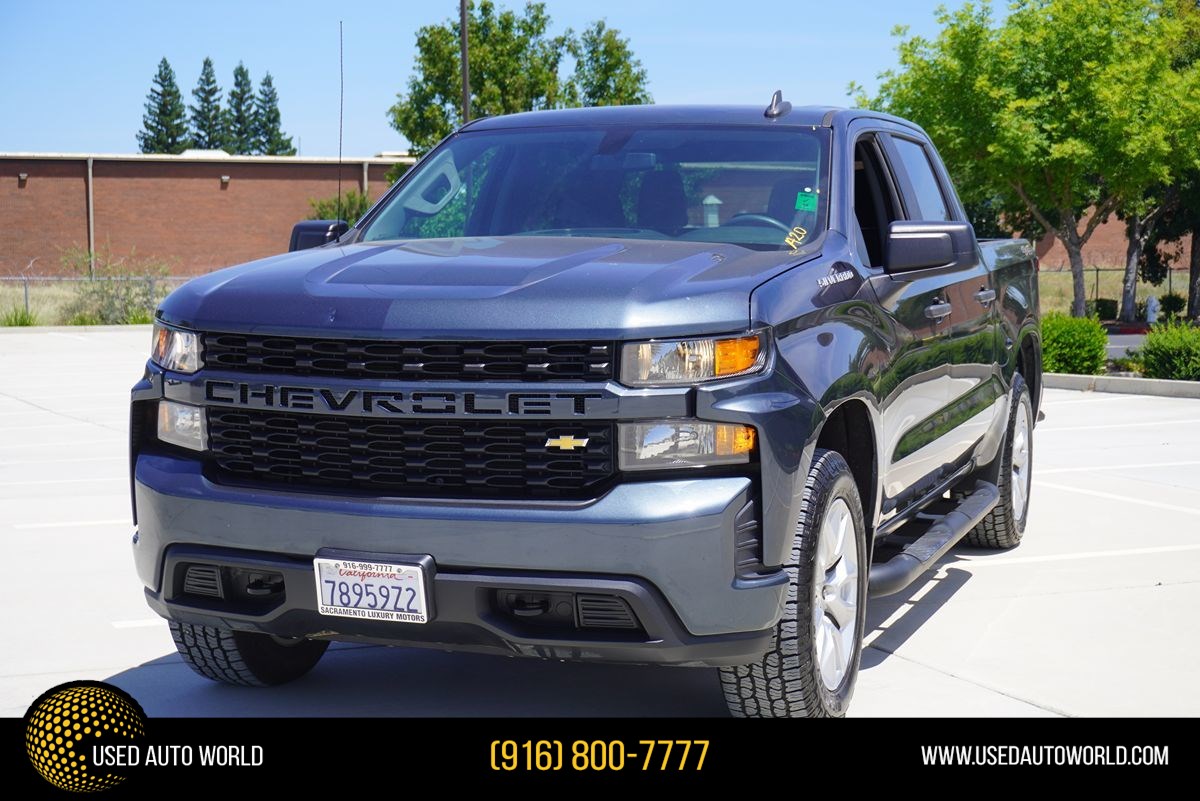 2020 Chevrolet Silverado 1500 Custom 4X4 Crew Cab Short Box's photo