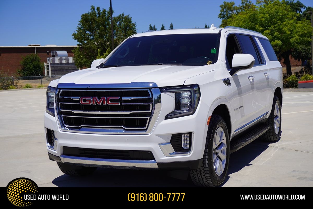 2023 GMC Yukon 4WD SLT's photo