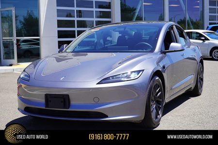 2025 Tesla Model 3 Long Range