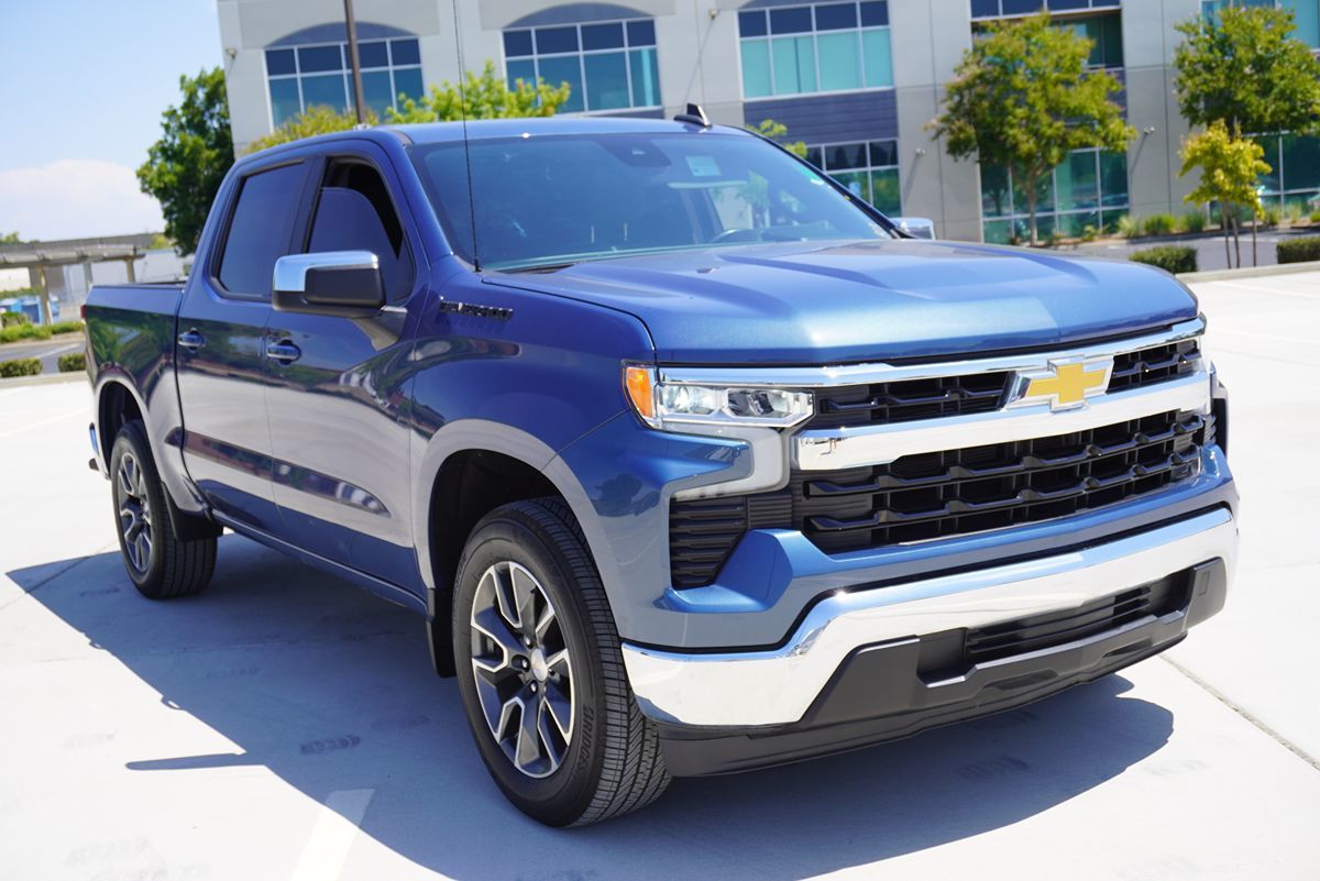 2024 Chevrolet Silverado 1500 LT - Photo 8