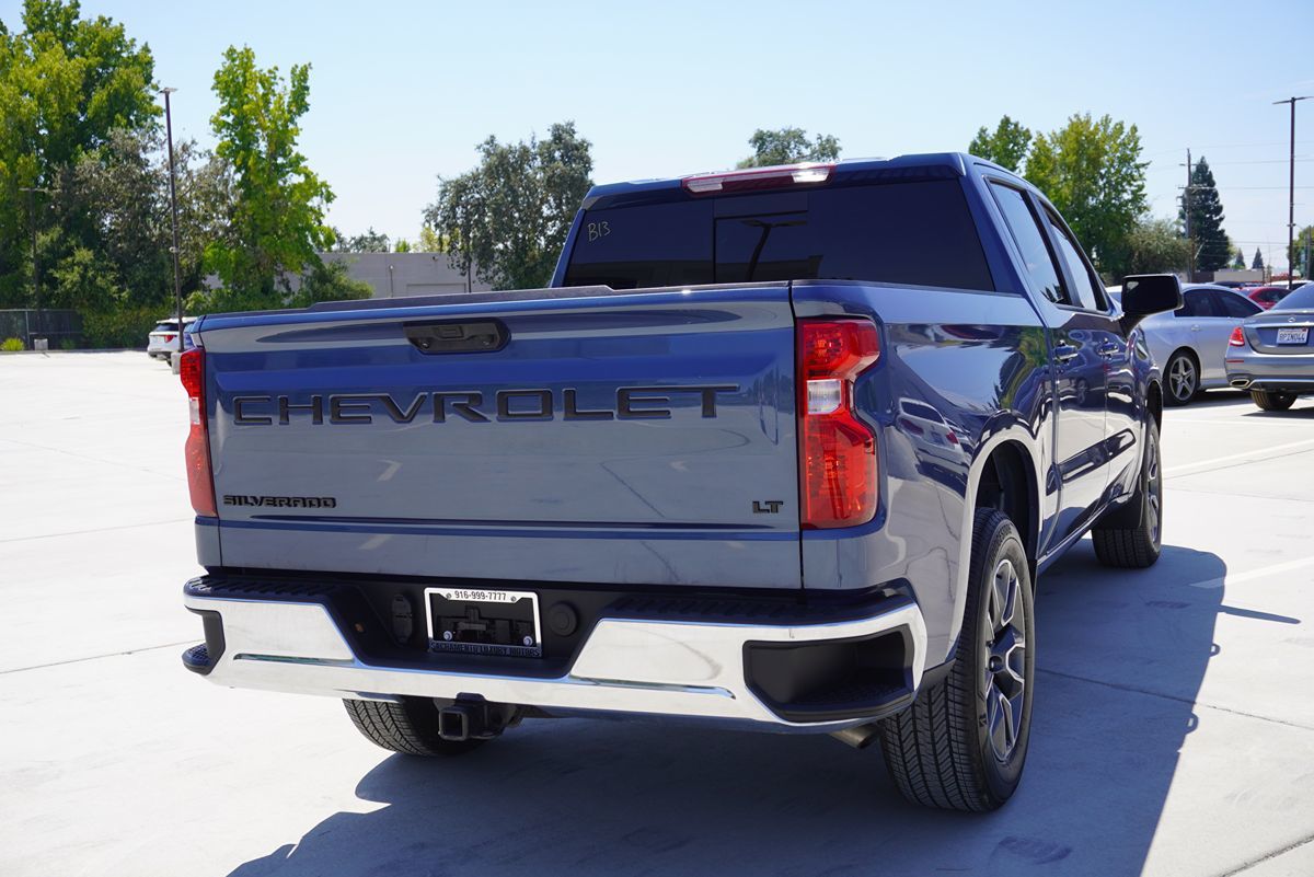 2024 Chevrolet Silverado 1500 LT - Photo 9