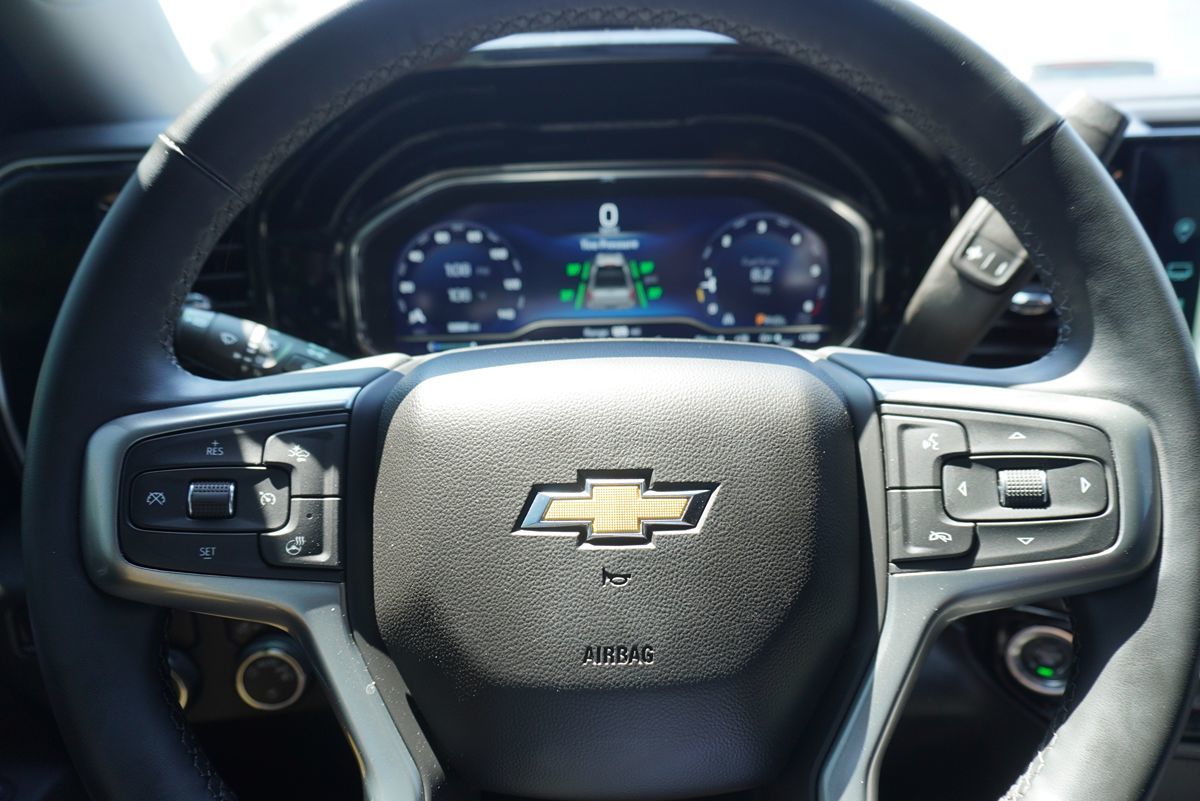 2024 Chevrolet Silverado 1500 LT - Photo 28