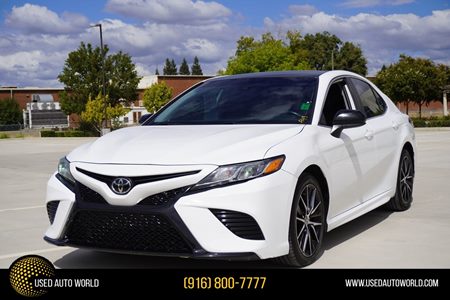 2021 Toyota Camry SE Nightshade