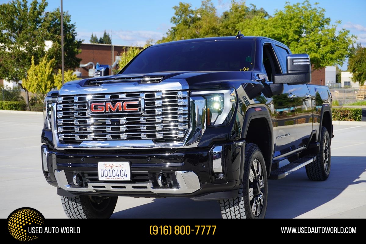 2025 GMC Sierra 2500HD Denali