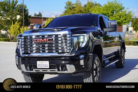 2025 GMC Sierra 2500HD Denali