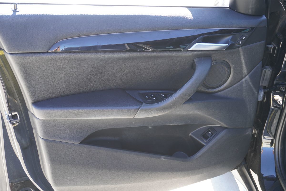 2018 BMW X1 28i - Photo 22