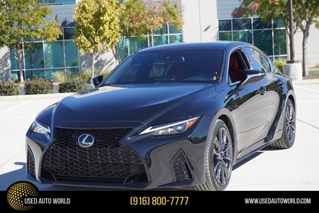 2025 Lexus IS 300 IS 300 F SPORT Design RWD