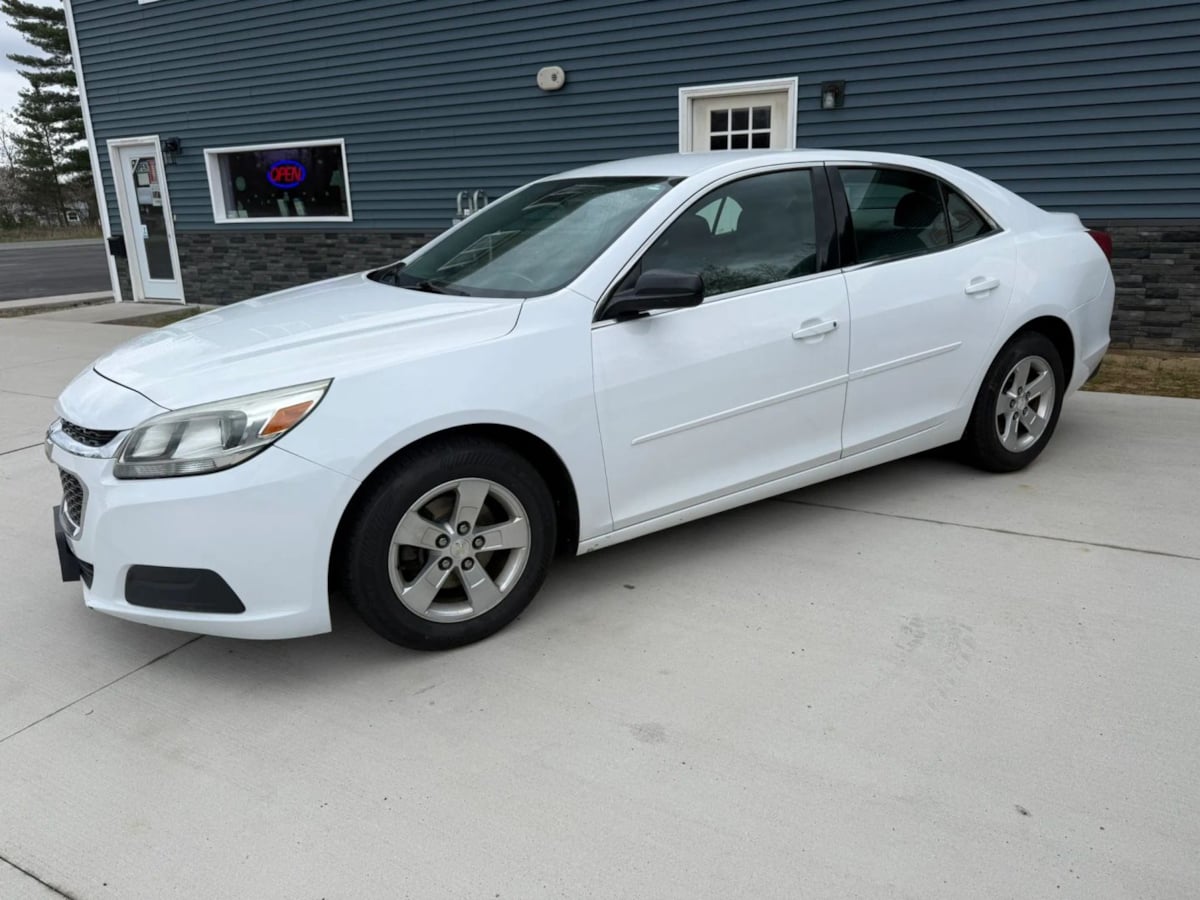 2014 Chevrolet Malibu 1LS - Photo 3