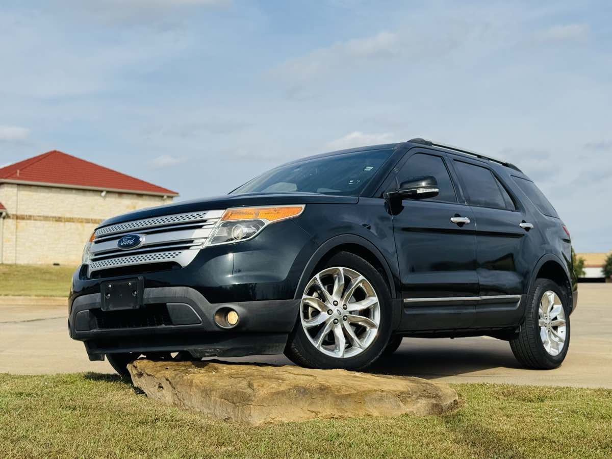 2015 Ford Explorer XLT - Photo 26