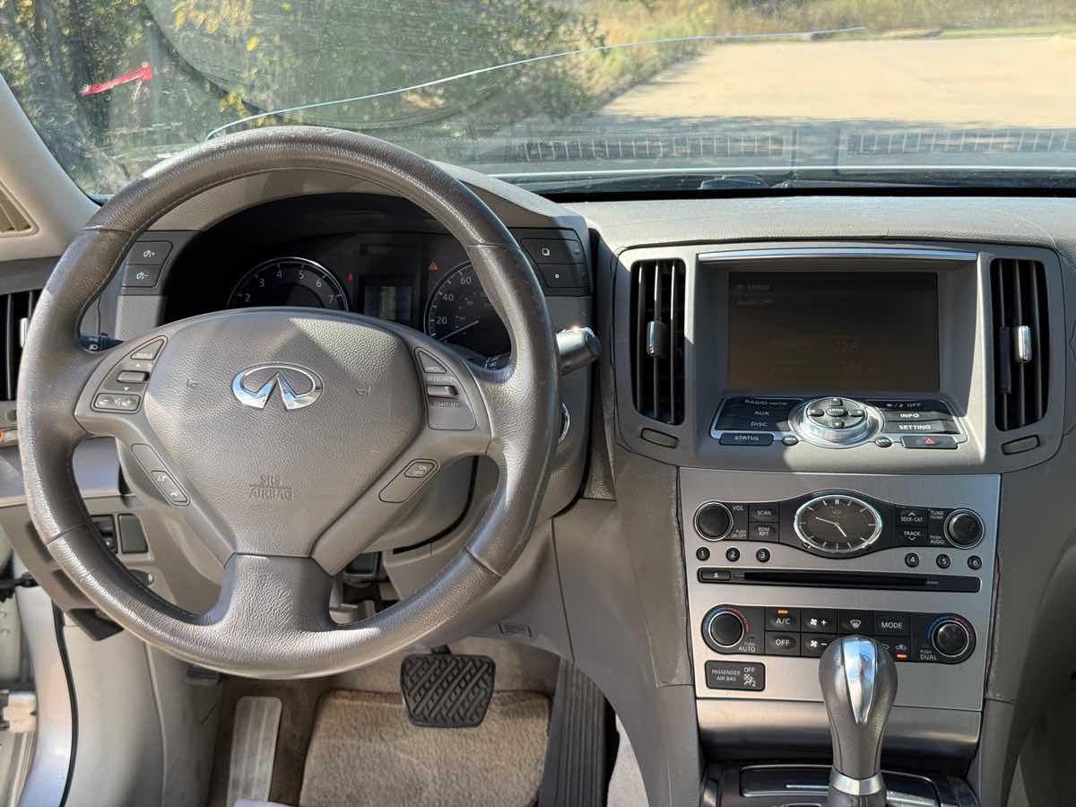 2011 INFINITI G Sedan 25 Journey - Photo 12