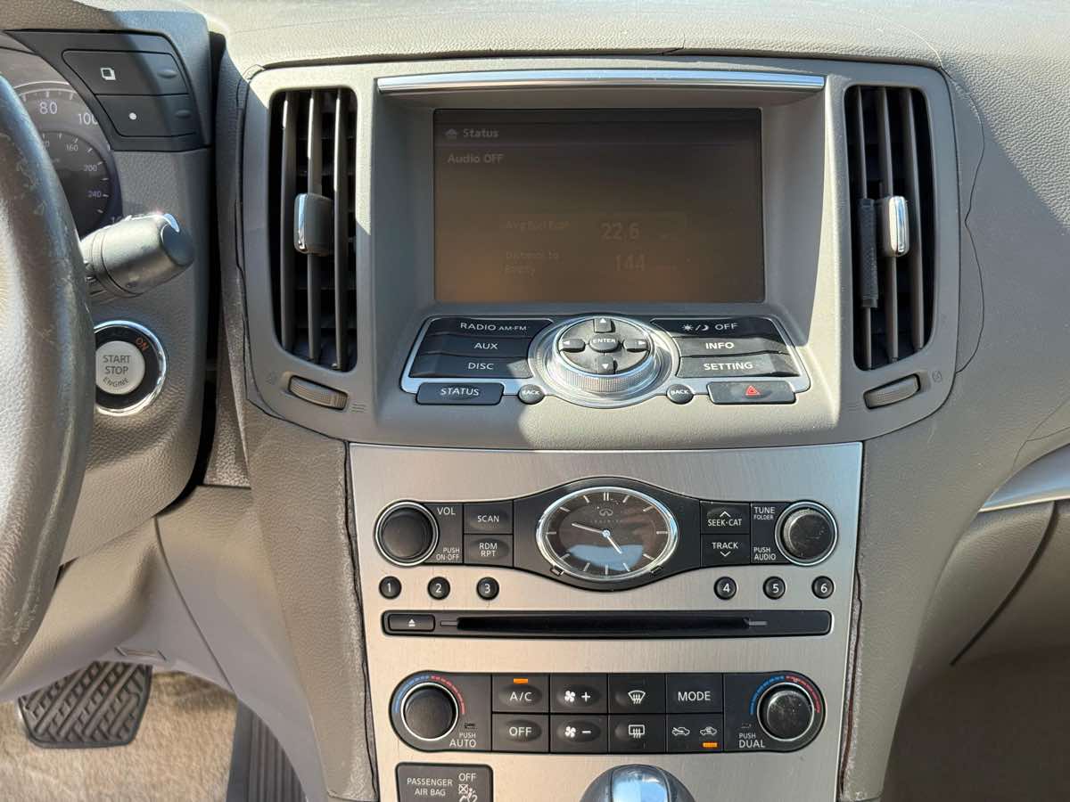 2011 INFINITI G Sedan 25 Journey - Photo 13